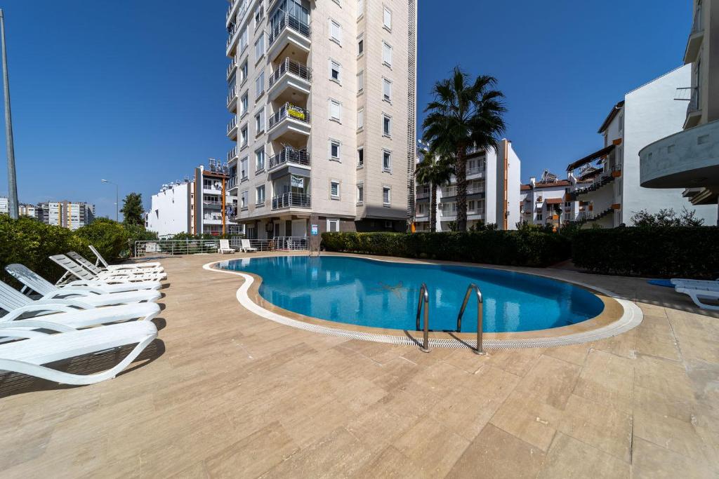 Galeriebild der Unterkunft Apartment with Shared Pool in Antalya in Antalya