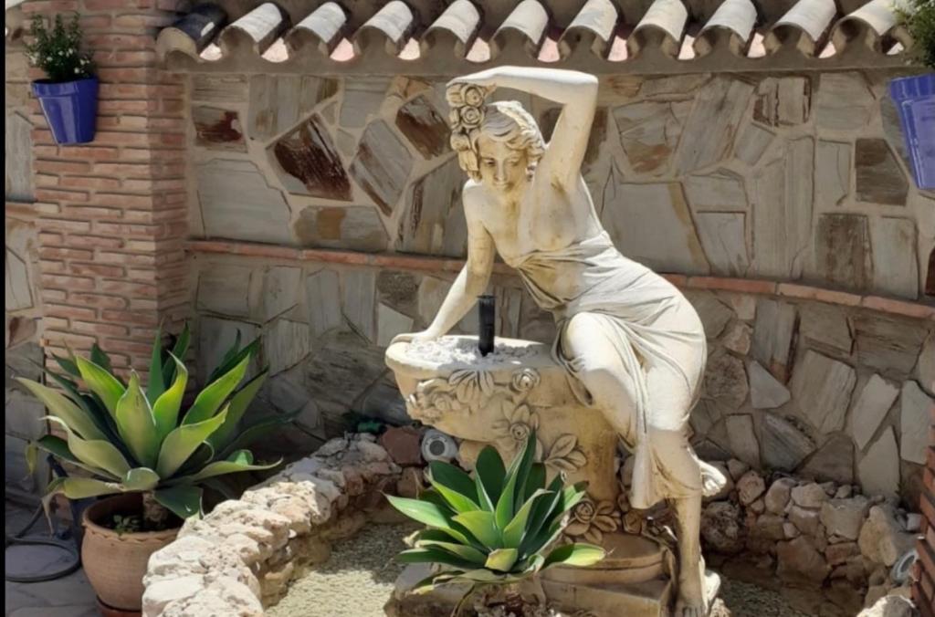 Fotografie z fotogalerie ubytování Delightful 5 Bed Villa in Fuengirola costa del sol v Malaze