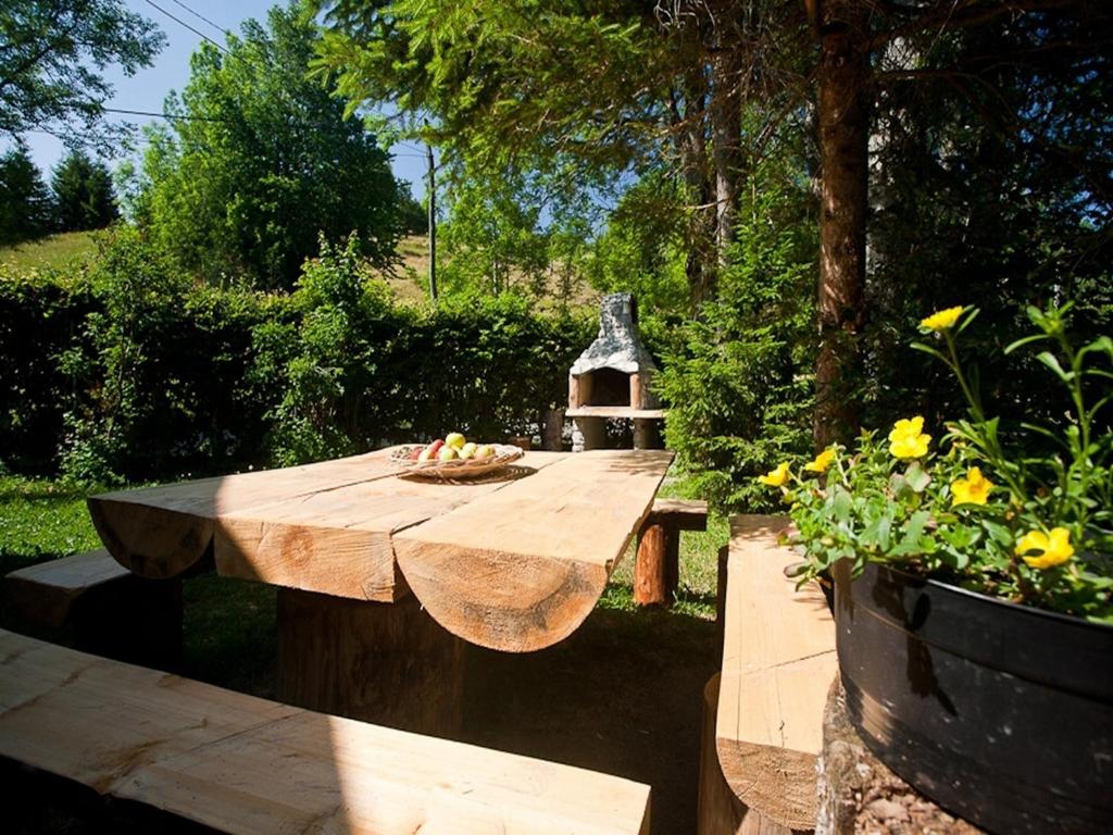 Vonkajšia záhrada v ubytovaní Holiday home Margherita