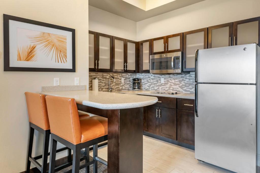 Staybridge Suites St. Petersburg FL by IHG photo