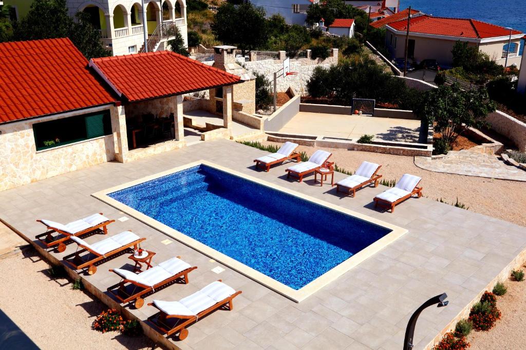 Bazén v ubytovaní Restful Kanica House alebo v jeho blízkosti