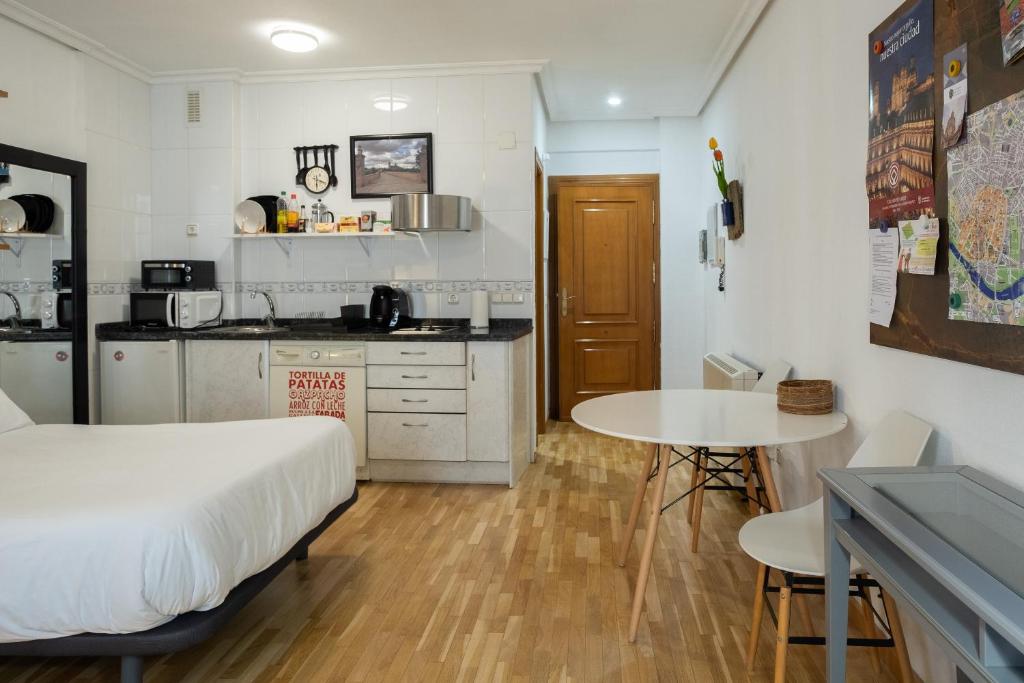 Estudio en la calle mas bonita de salamanca - 3