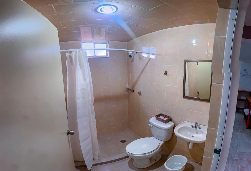 Koupelna v ubytování ANBAROA VILLAS