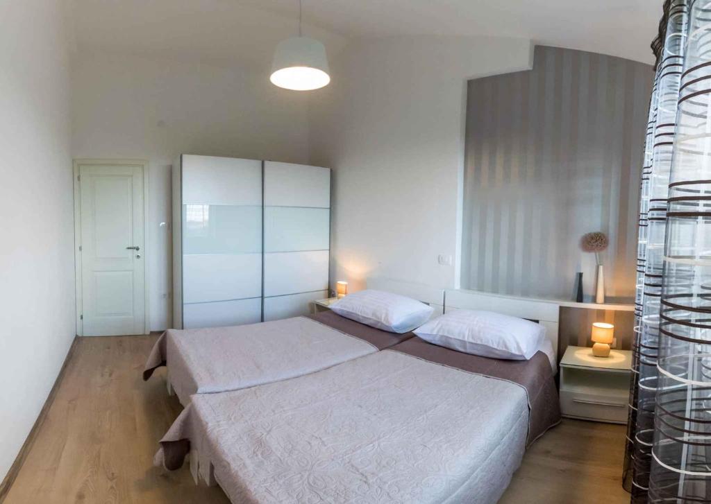 Postel nebo postele na pokoji v ubytování Holiday home in Galizana - Istrien 41739