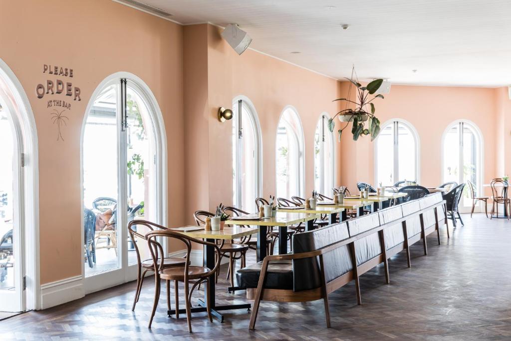Restaurace v ubytování Hotel Ravesis