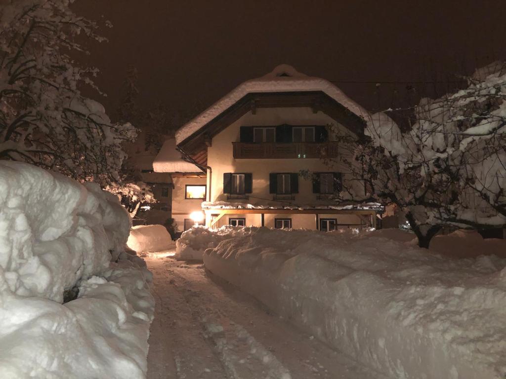 Gästehaus Rader v zimě