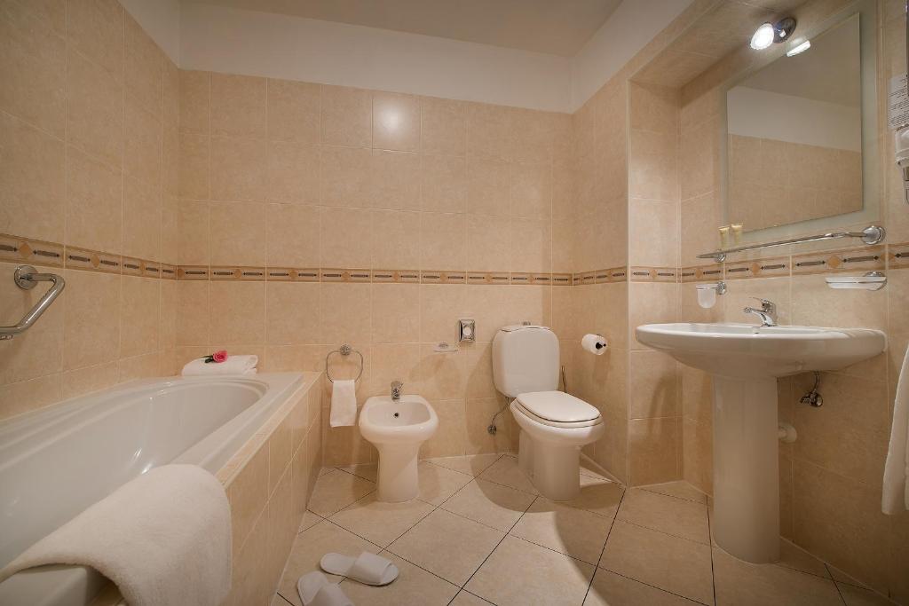 Hotel Suite Home Prague - Resim 42