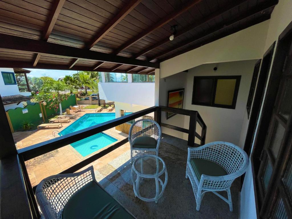 Bazén v ubytování MUTA PRAIA HOTEL nebo v jeho okolí