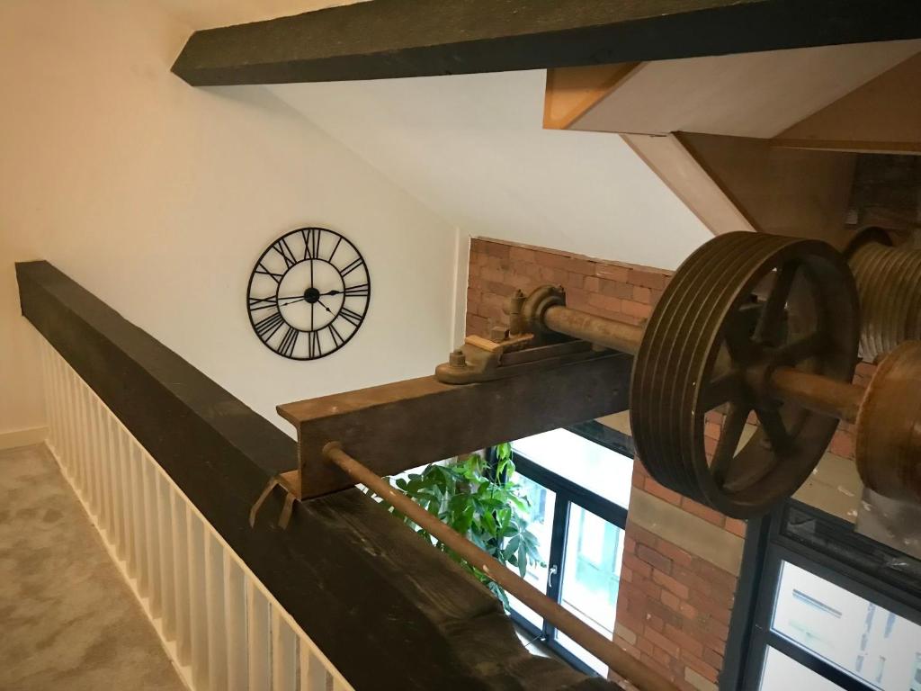 EXCLUSIVE and MODERN - Bradford City Centre- 85