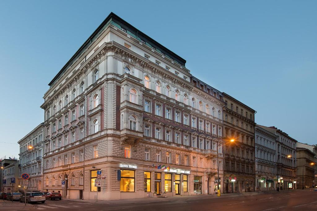 Hotel Suite Home Prague - Resim 12