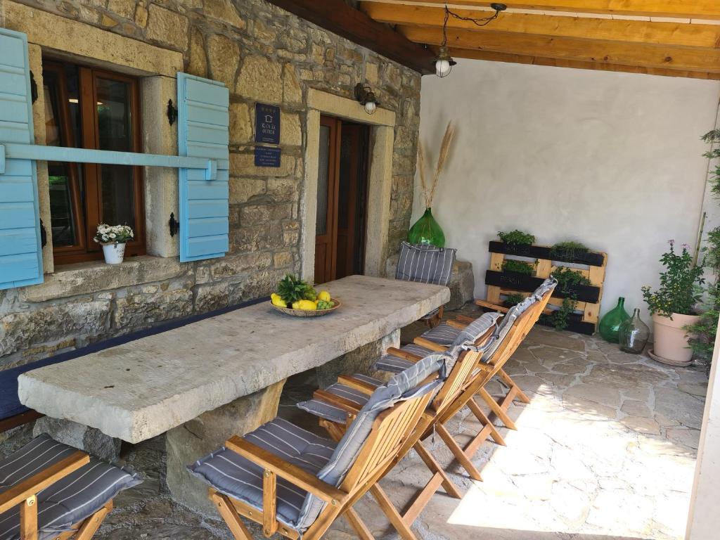 Zdjęcie z galerii obiektu Villa CASA ROMANO w mieście Buzet