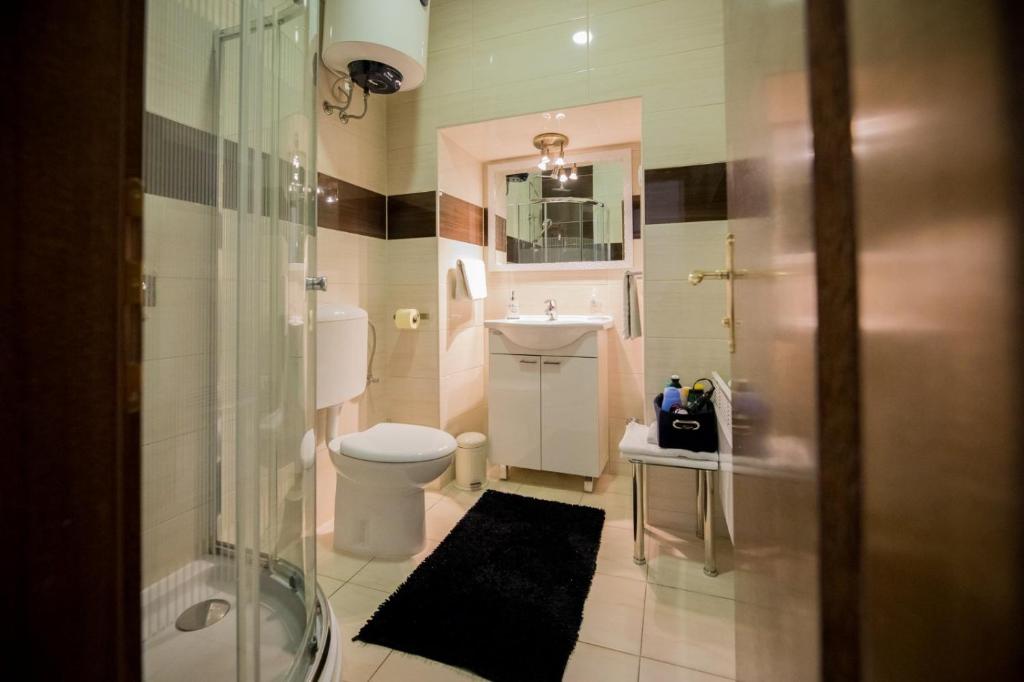 The Bridge - private parking - 11