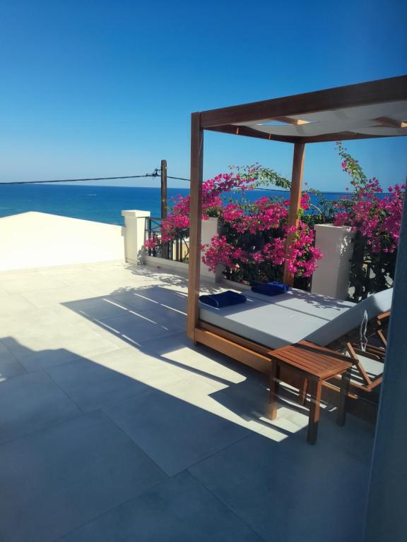 Minois Boutique Hotel - Deluxe Suite With Sea View