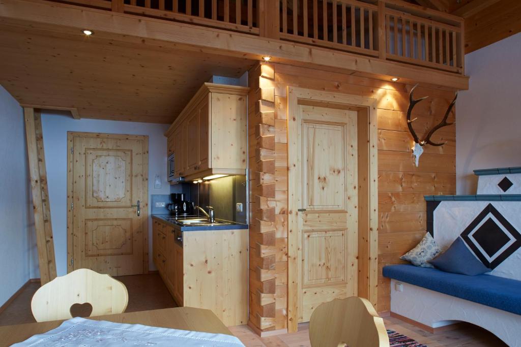 Kuchyň nebo kuchyňský kout v ubytování Ferienhof Weissenbach