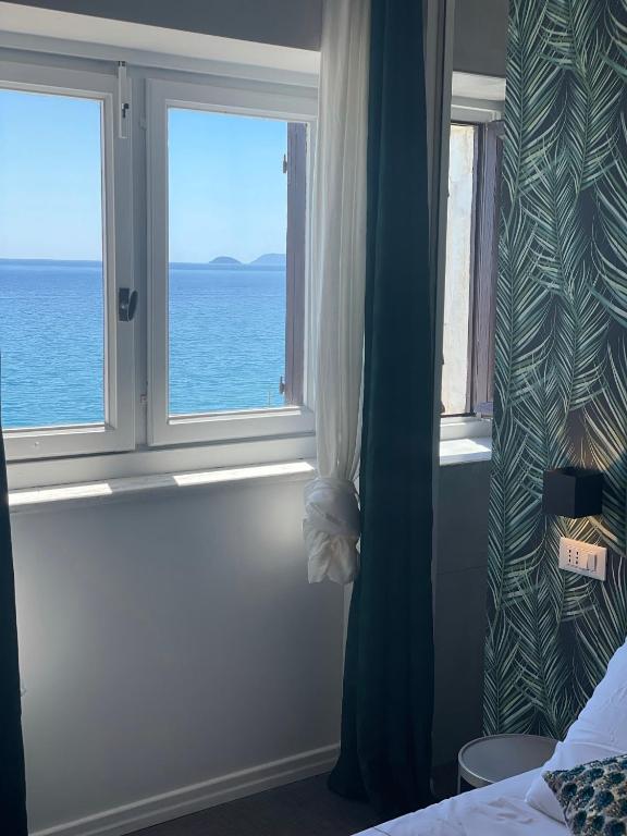 Villino Saraceno Rostain - Juniorsuite Met Uitzicht Op Zee