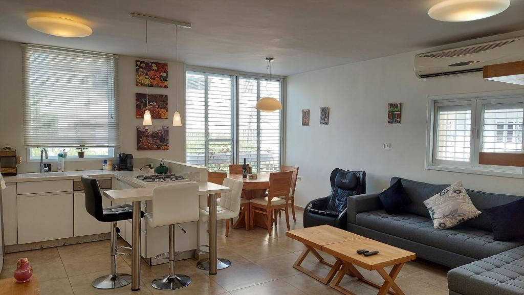 Gallery image of Comfortable Apartment in Herzliya