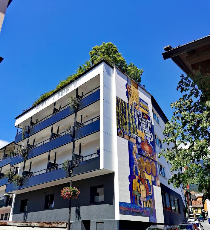 Budova, v ktorej sa hotel nachádza