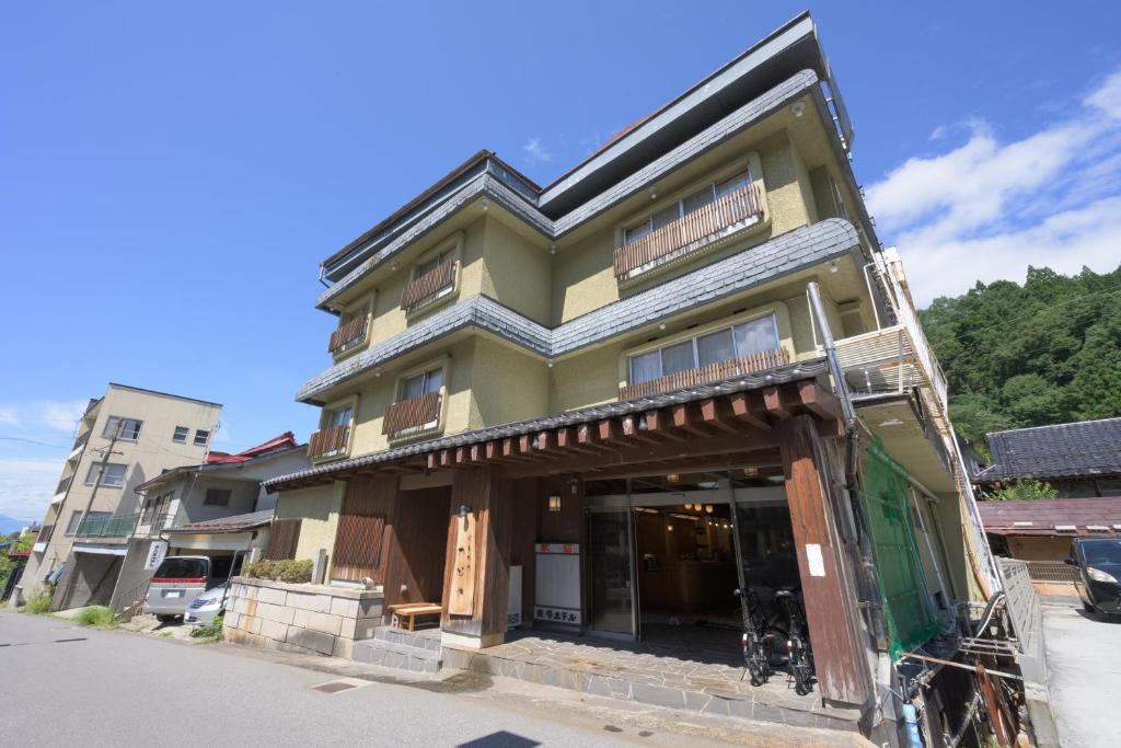 Budova, kde se ryokan nachází