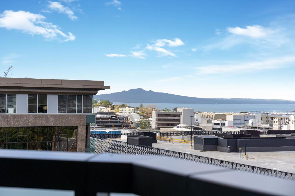 Ramada by Wyndham Newmarket Auckland - Resim 30