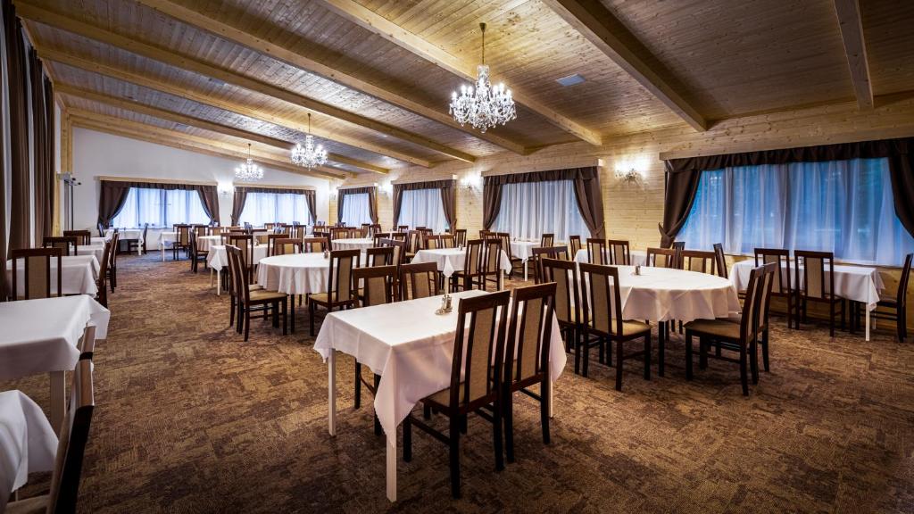 Restaurace v ubytování Family Resort Lučivná