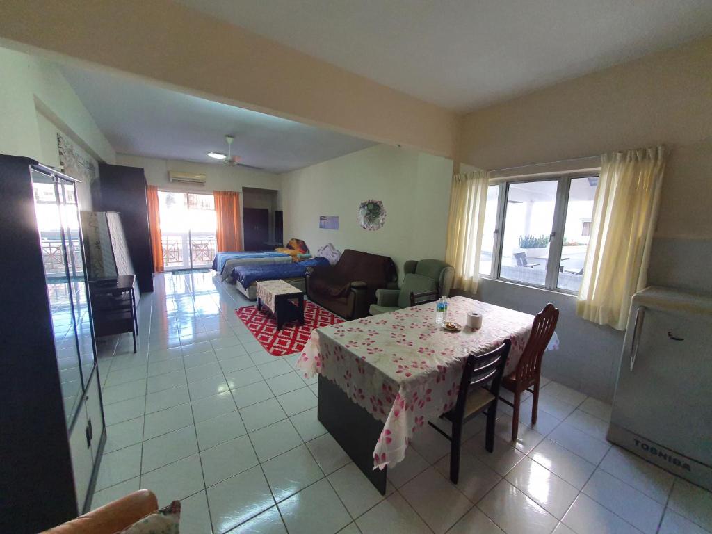 Selesa Hillhomes Golf Resort - T11GGB - Housity