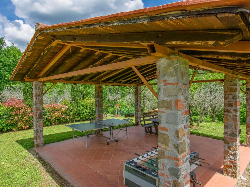 Vonkajšia záhrada v ubytovaní Holiday Home La Fornace-4 by Interhome