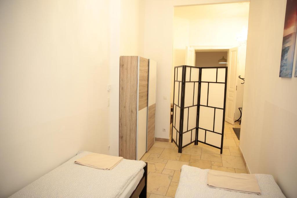 Heart of Vienna - City Apartment - 18