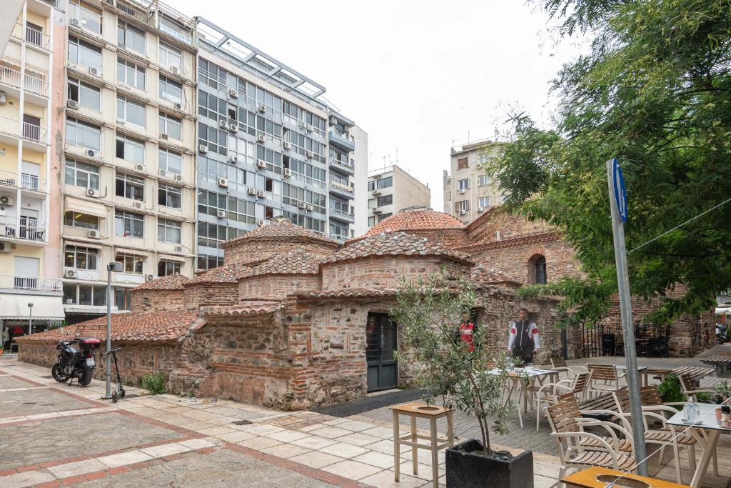 The building in which Az apartmant is located