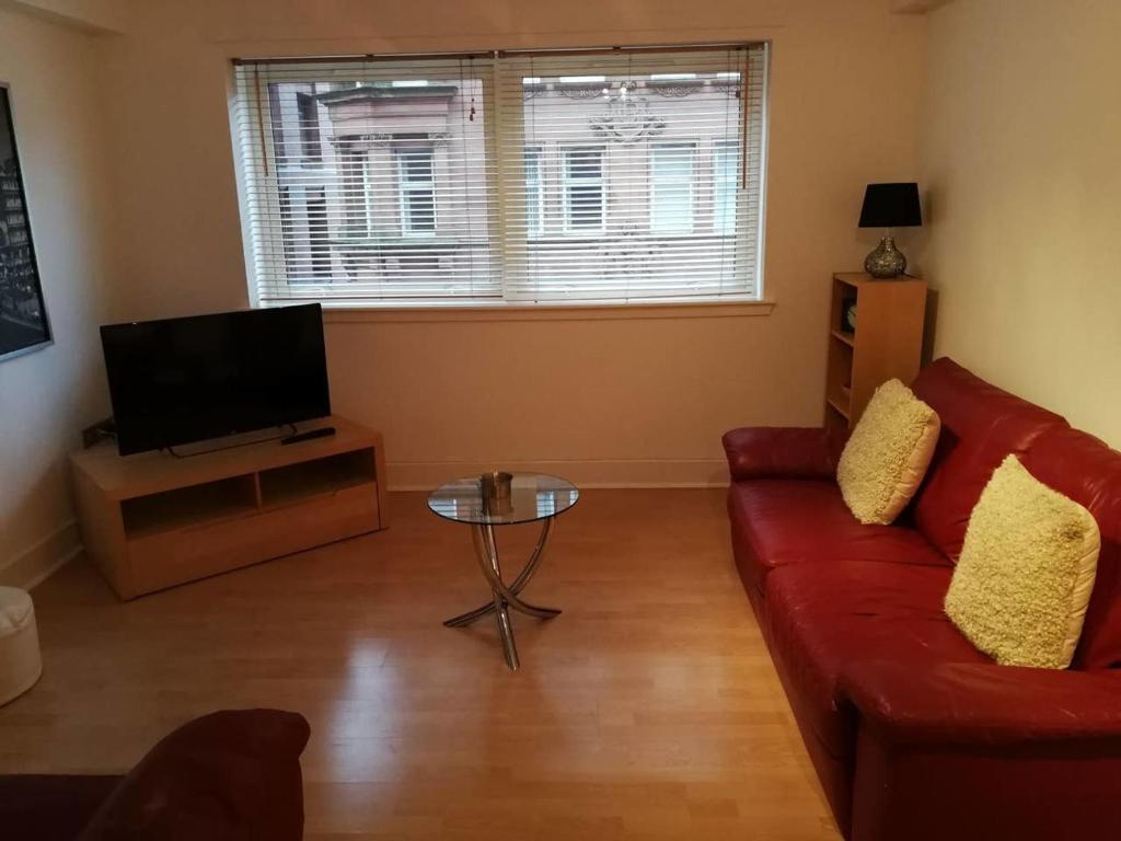 Highly Desirable City Centre 2 Bedroom Apartment