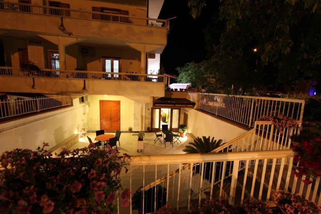 Balkón nebo terasa v ubytování B&B Solacium