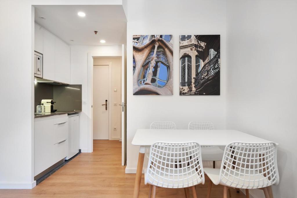 Aparthotel Augusta - Resim 30