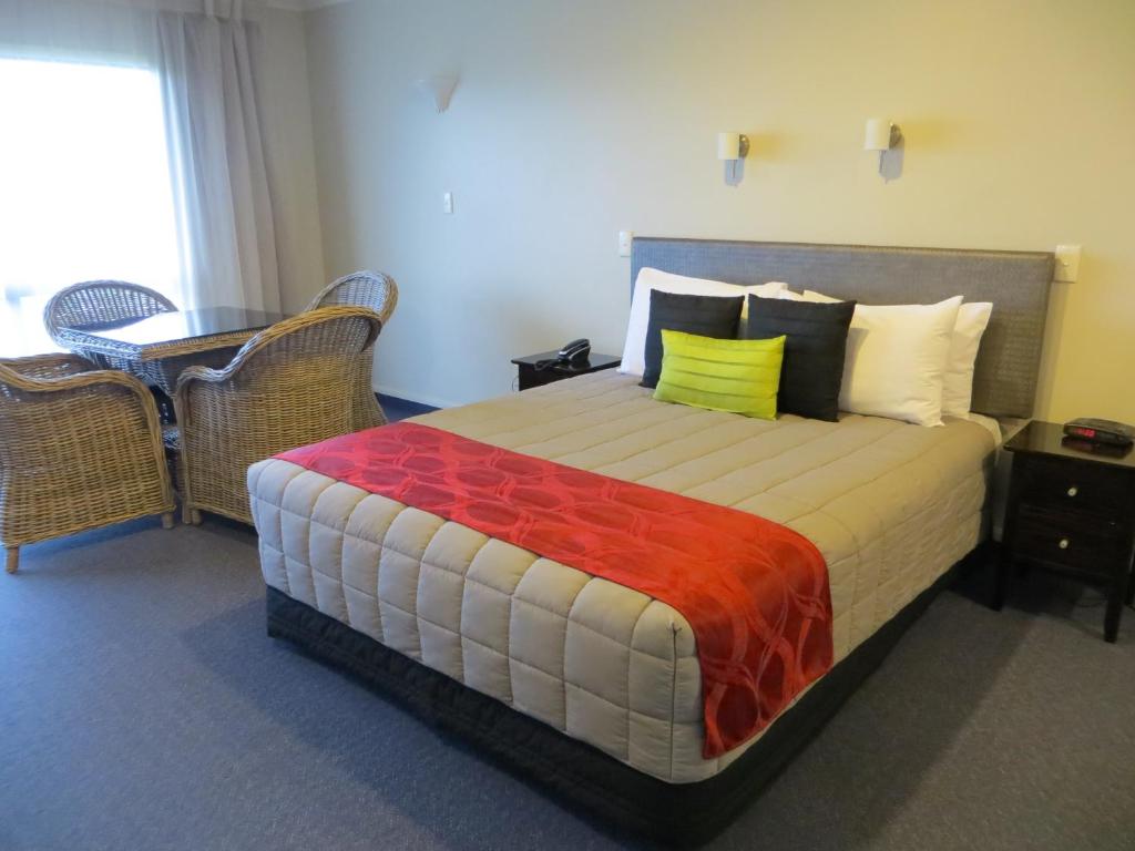 Harbour View Motel on Ahuriri Beach in Napier NZ with sea view suites photo