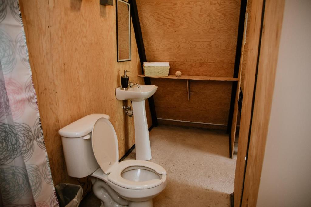 Koupelna v ubytování Glamping Nool