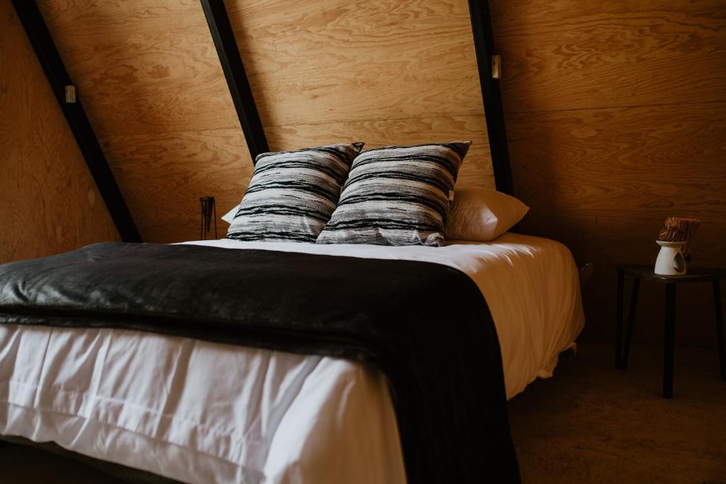 Postel nebo postele na pokoji v ubytování Glamping Nool