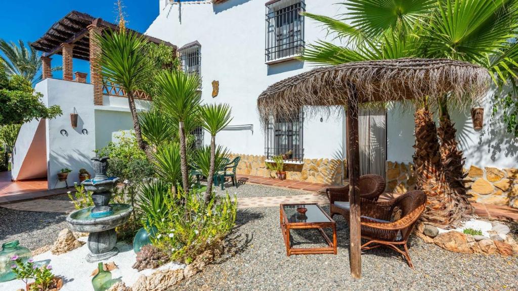 Zahrada ubytování Casa La Vina del Arenal Pizarra by Ruralidays
