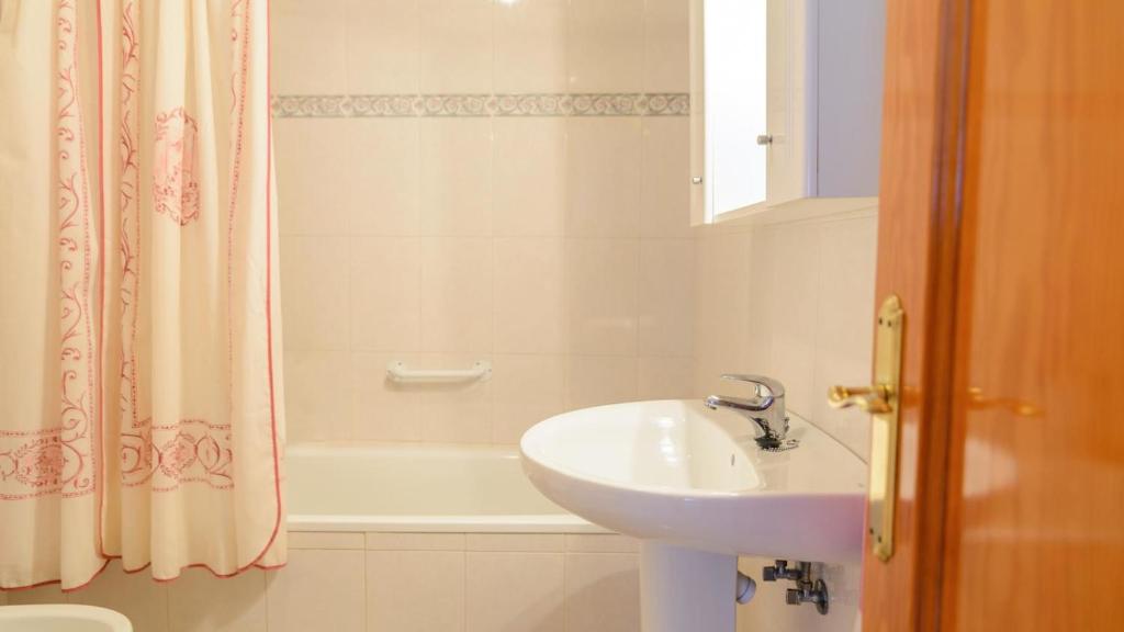Kúpeľňa v ubytovaní Casa Charnite Competa by Ruralidays