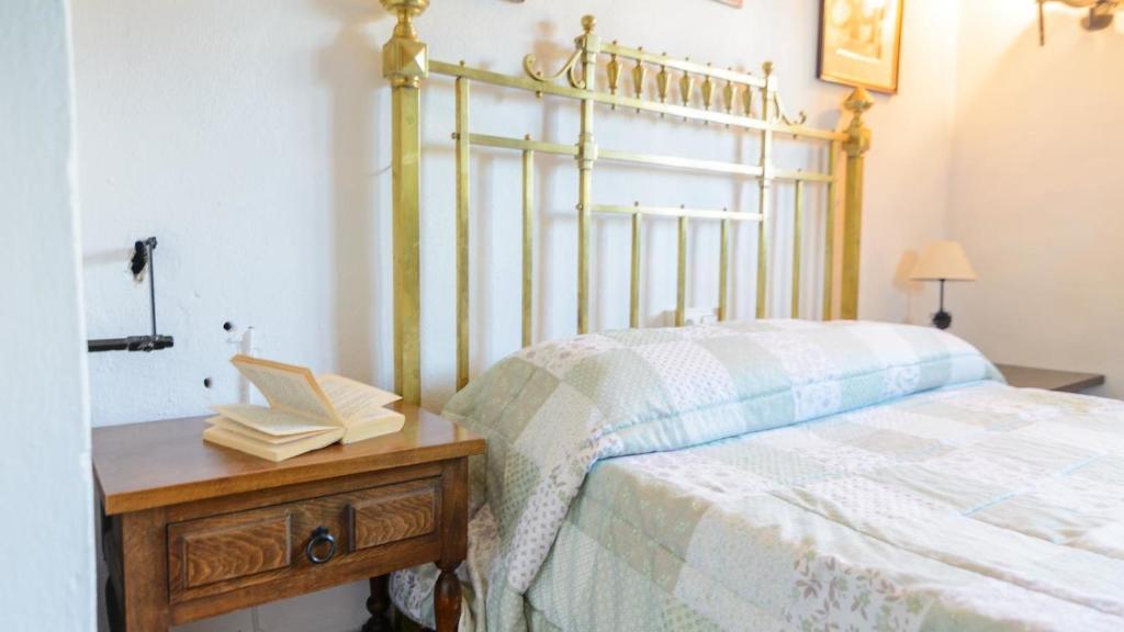 Postel nebo postele na pokoji v ubytování Casa El Rosario Ronda by Ruralidays