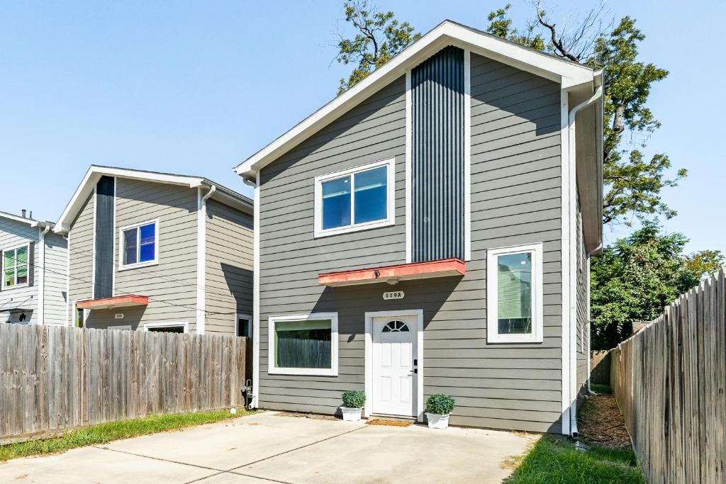 Vacation Home Independence Heights, Houston, TX