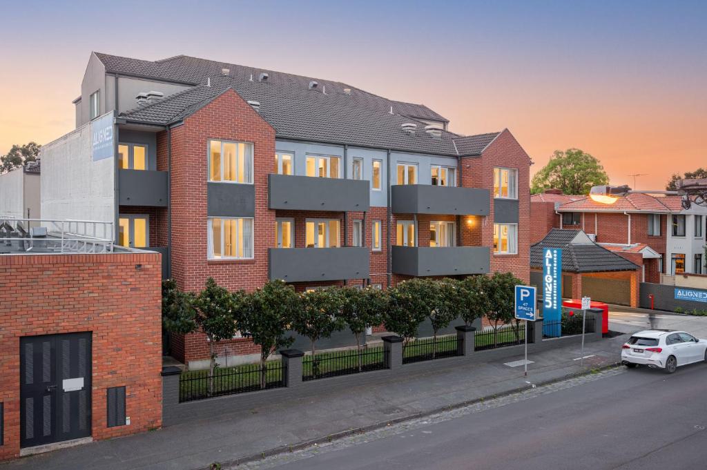 Aligned Corporate Residences Kew - Resim 45