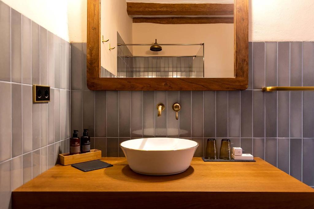 Kúpeľňa v ubytovaní Casa Gran 1771 - MontRubí Winery Hotel - Adults Only
