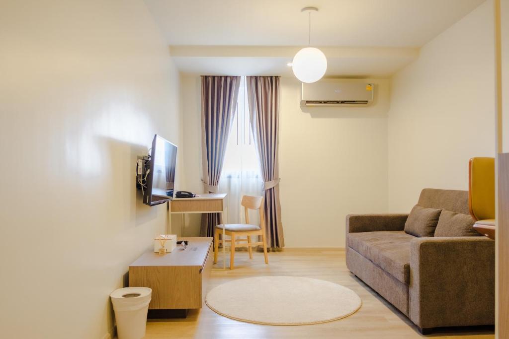 The Rise Suites Hotel, Chiang Mai - SHA Extra Plus - Resim 21