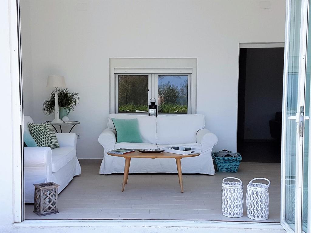 A seating area at Casa Chelimen