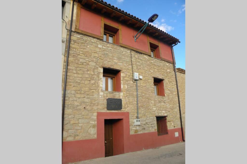 Casa rural, 15 personas, 7 habitaciones,gran salón ...
