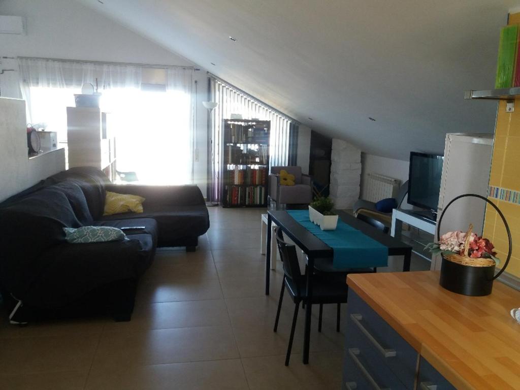 Posedenie v ubytovaní Loft del rio