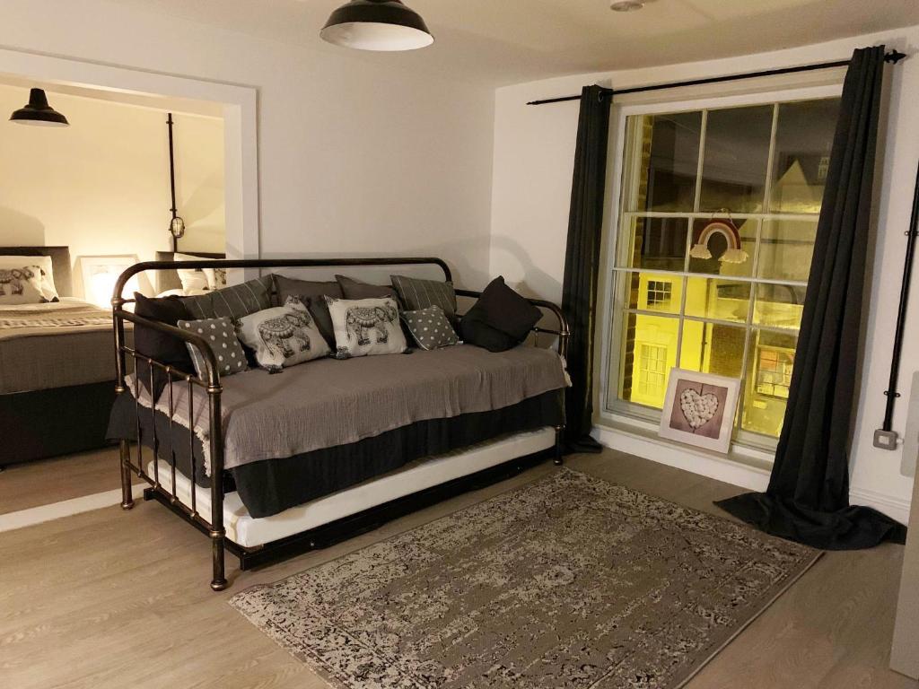 Queen Street Apartments - 