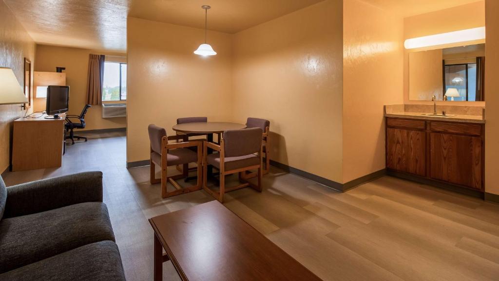 SureStay Hotel by Best Western Ellensburg photo