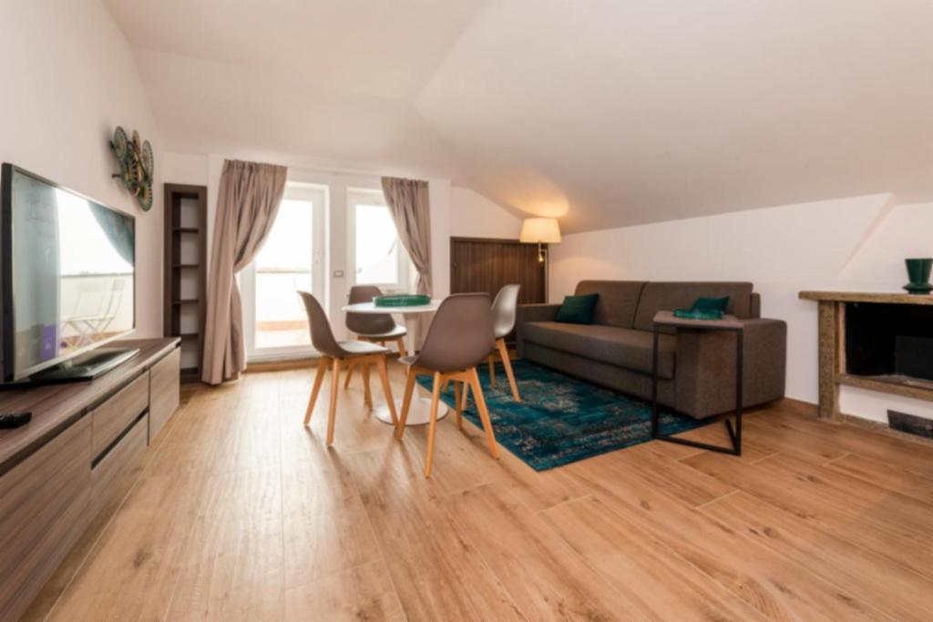 Aurelia Antica Suites & Apartments - Apartamento Con Terraza