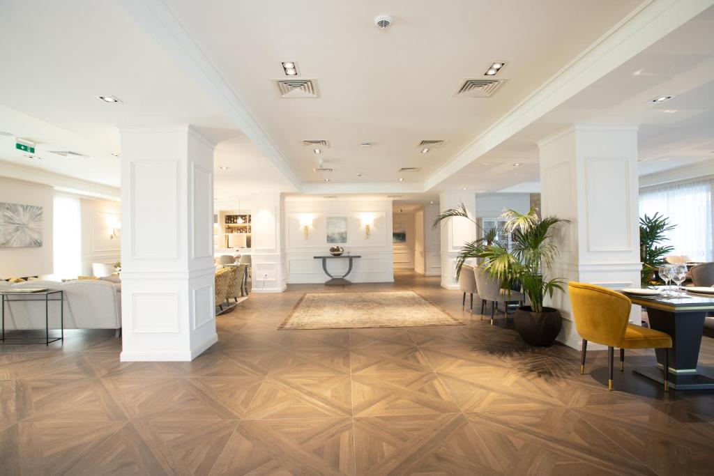 Vstupní hala nebo recepce v ubytování Hotel Divine Park