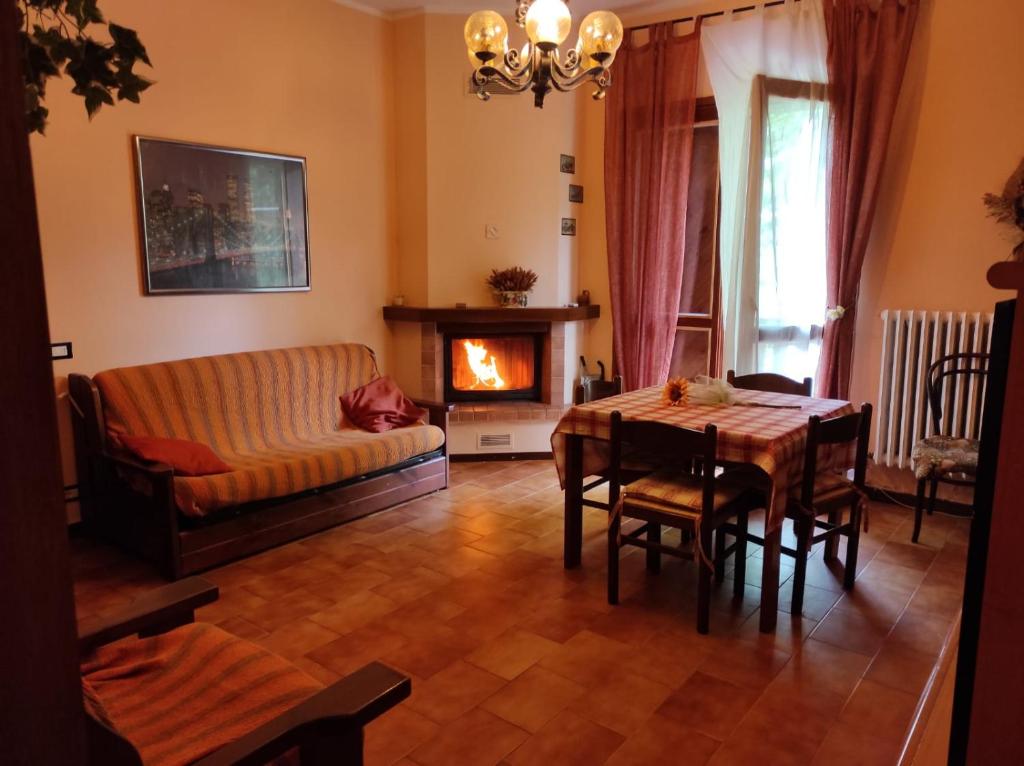 Booking.com: Appartamento con camino Maggio(Lecco) , Maggio, Italia - 29  Giudizi degli ospiti . Prenota ora il tuo hotel!