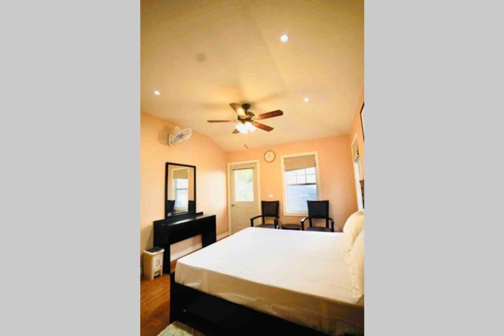 Le Reve Valley - Canadian cottage 2 - 3BHK Luxury cottage,Bonfire,Barbeque,Gym,Kids play zone,Lake view - Three-Bedroom Villa